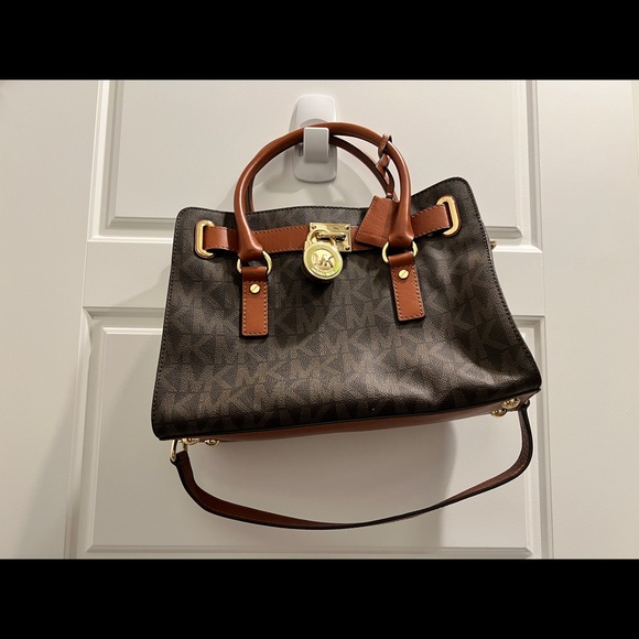 Michael Kors monogram canvas handbag - Picture 1 of 3